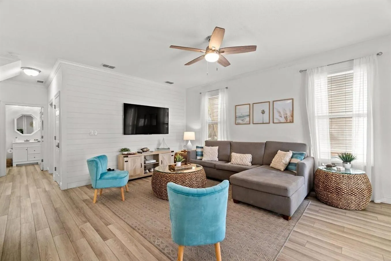 Walk To Beach Resort Pool Recently Renovated Destin 0*,  United States