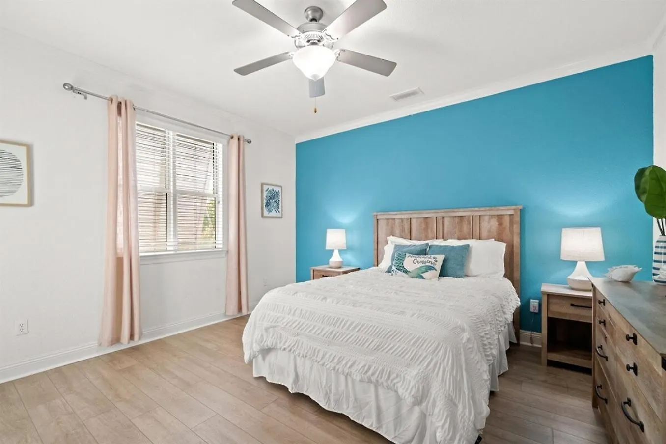 Walk To Beach Resort Pool Recently Renovated Destin Villa