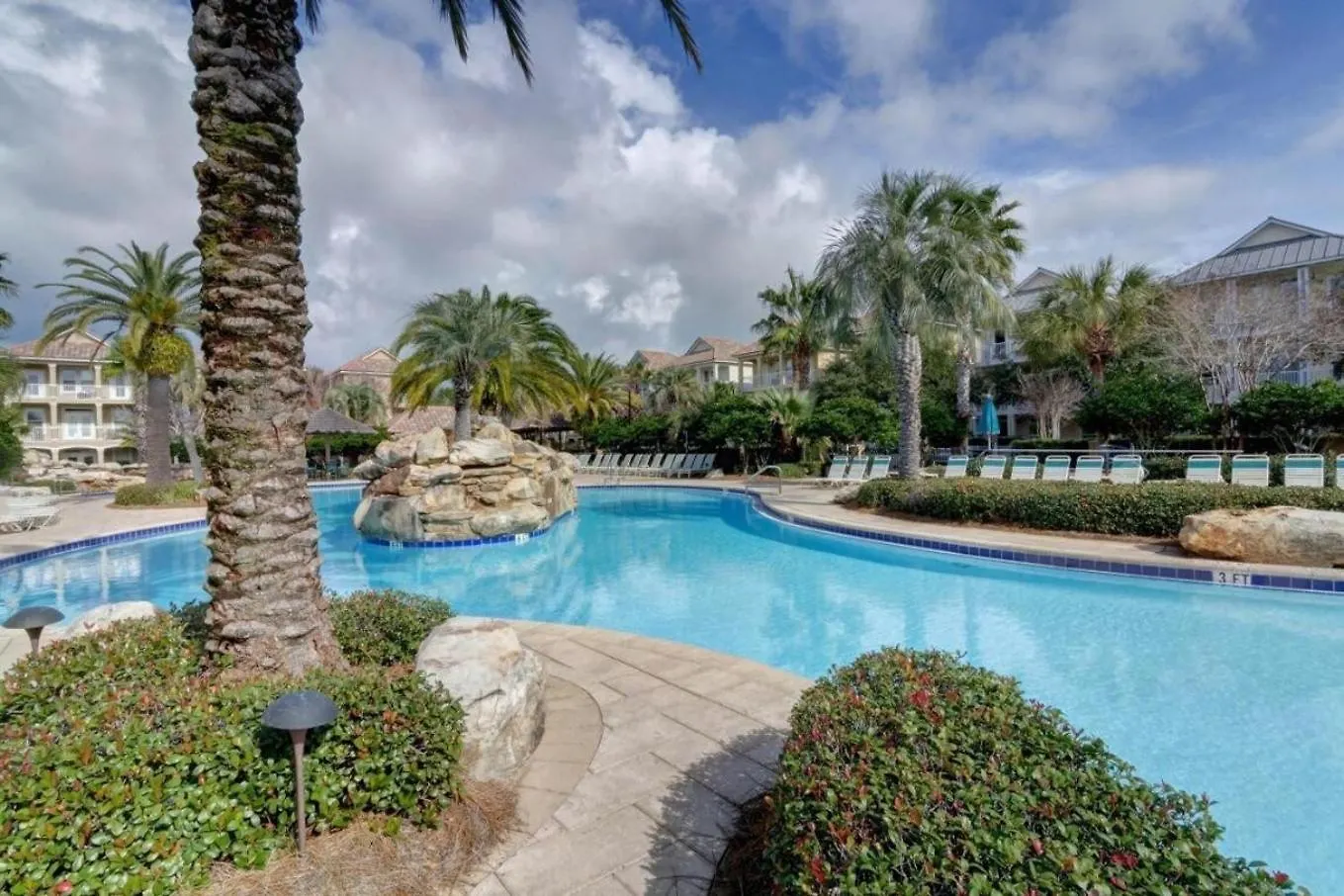 Walk To Beach Resort Pool Recently Renovated Destin 0*,  United States